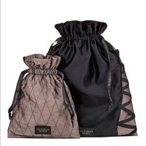 NWT VS Lingerie Travel Bag Set 💕